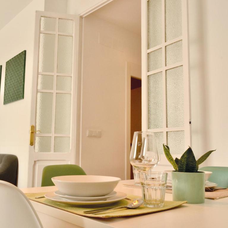 Hola Valencia - Holiday Apartments - Apartment with Terrace - 11