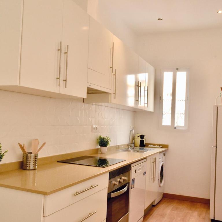 Hola Valencia - Holiday Apartments - Apartment with Terrace - 13