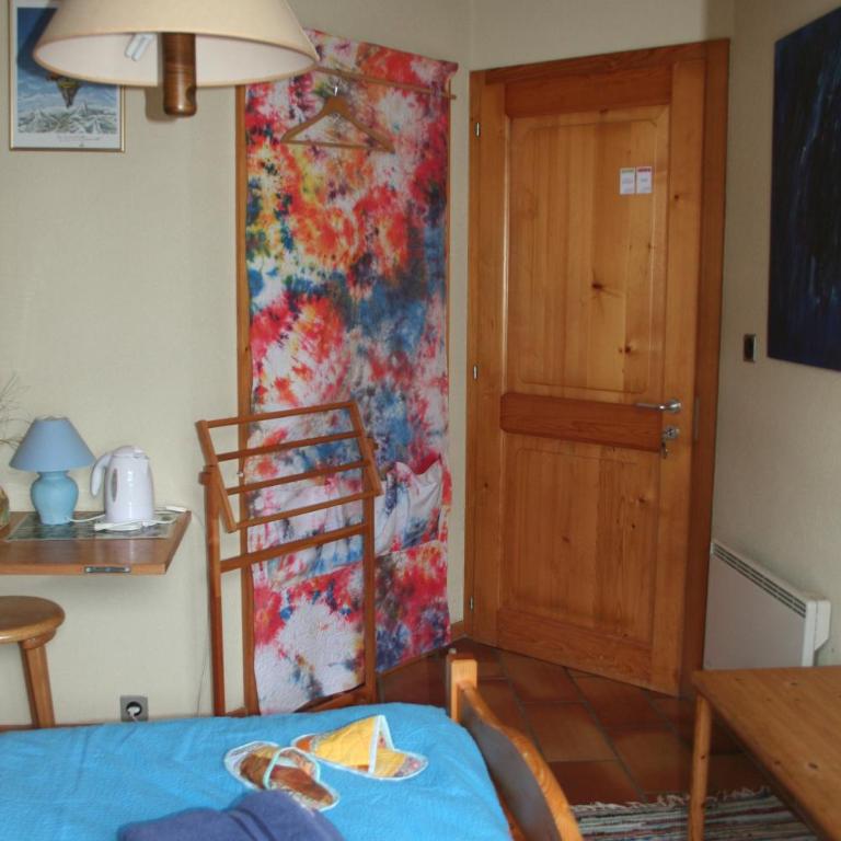 BnB Claudy et Elizabeth Michellod-Dutheil - Einzelzimmer mit Gemeinschaftsbad - 11