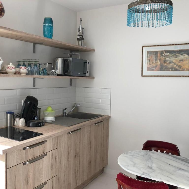 Villa Mary - Deluxe Double or Twin Room - 12