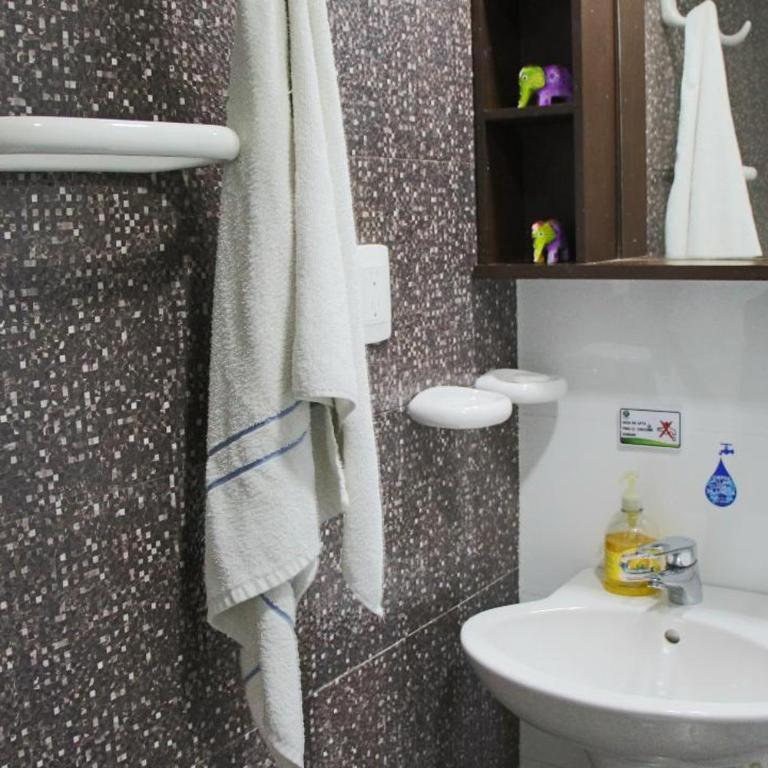 Apartamento de tres habitaciones en zona centro de San Andrés Islas - Edificio Comodoro 203 - Apartamento de 3 dormitorios - 15