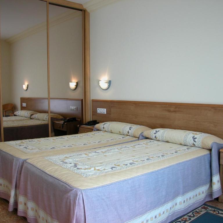 Hotel Cachada - Habitación Doble - 2 camas - 5
