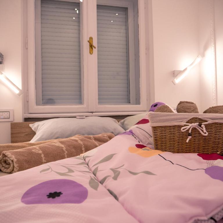 Centrally Located Relaxing Place - Superior Apartman - 3
