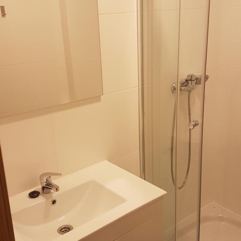 Alcazaba Home City Centre - Loft - 12