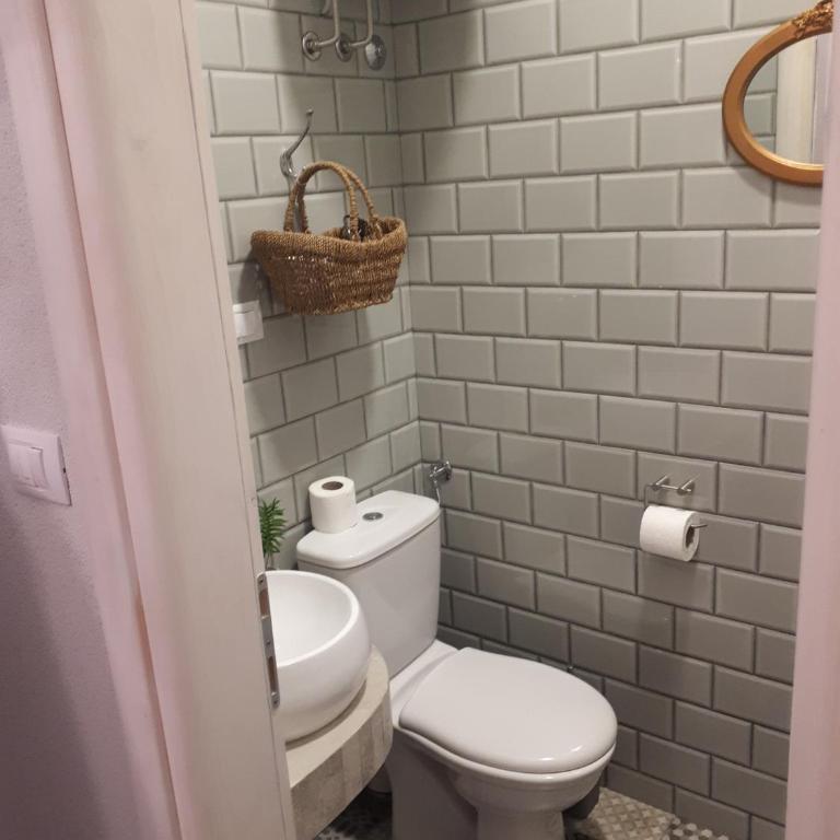 House Grabic - Dvokrevetna Soba s Bračnim Krevetom, Sopstvenim Kupatilom i Pogledom na Vrt - 13