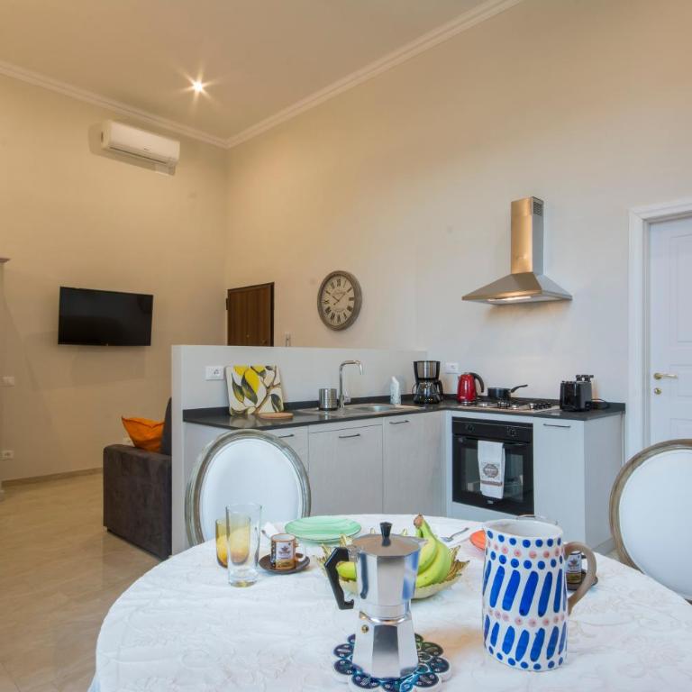 Iris Apartments by Mmega - Appartamento Deluxe con 2 Camere da Letto - 12