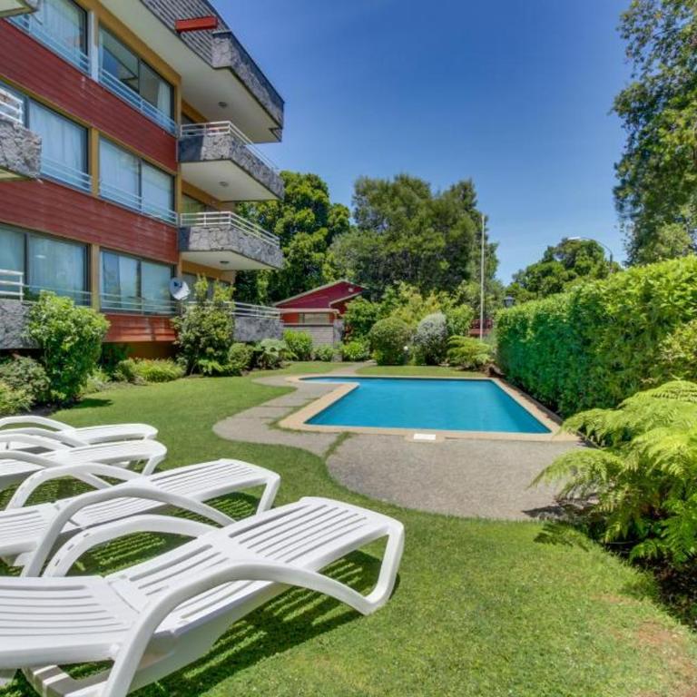 Departamento a orilla de Playa Grande Pucon, acceso directo al lago - Apartment - 1