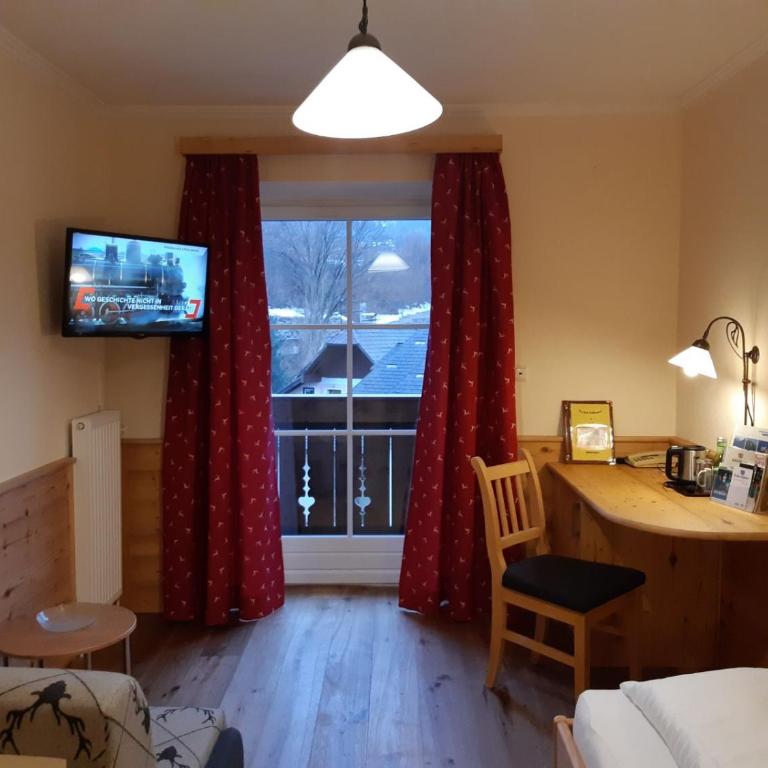 Hotel-Garni Schernthaner - Einzelzimmer mit Balkon - 7