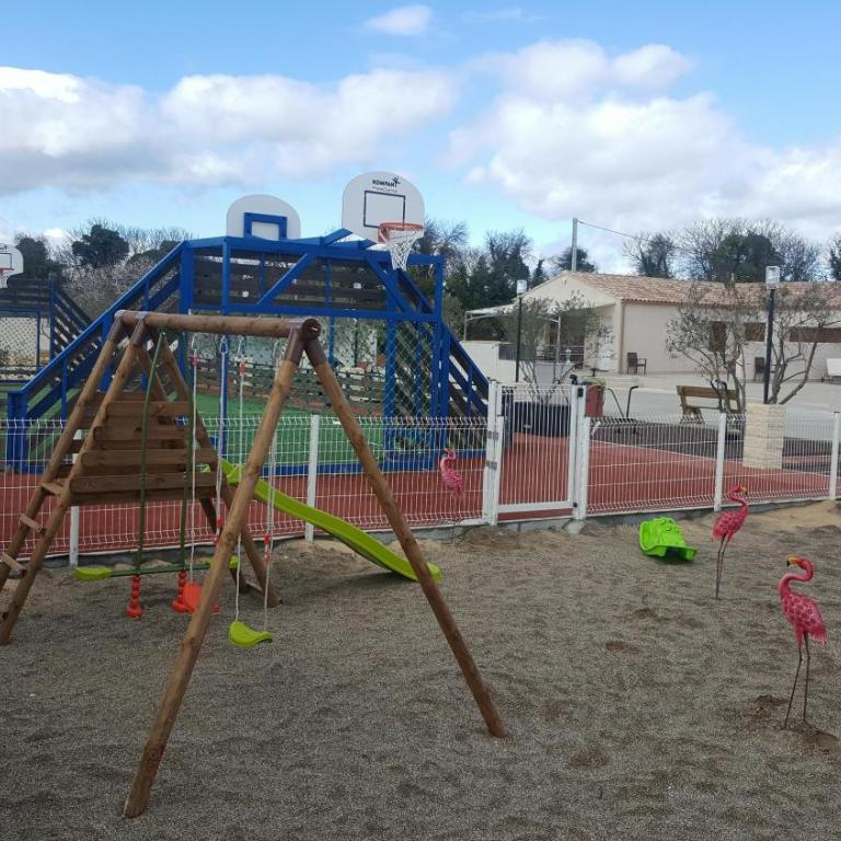Les Gîtes De Yayou - Maison 4 Chambres - 28
