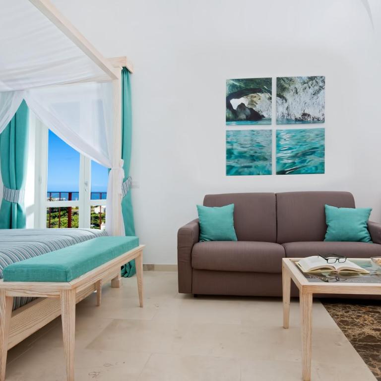 Capri Wine Hotel - Queen Room with Sea View - 4