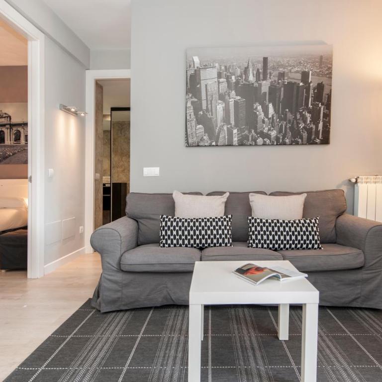 Apartamento Plaza de Castilla II - Urbano con Estilo y Funcional - Apartment - 9