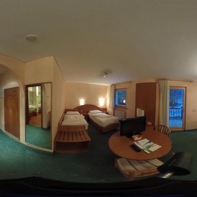 Hotel Stella Montis - Camera Familiare - 1
