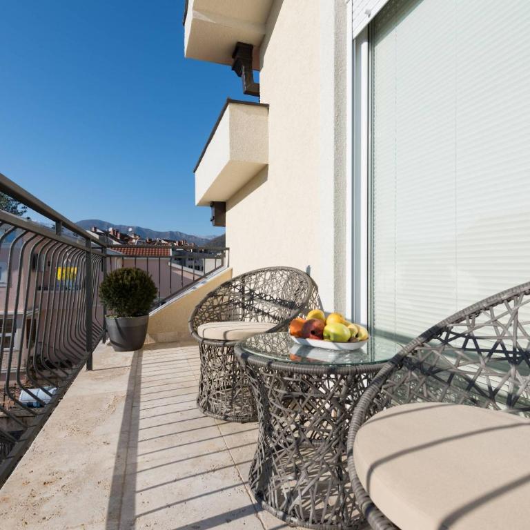 42° North Apartments - One Bedroom Apartment with Partial Sea View - 11