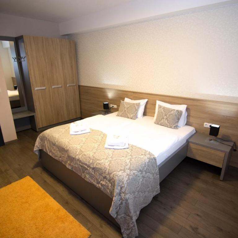 Motel Kamenica - Two-Bedroom Apartment - 2