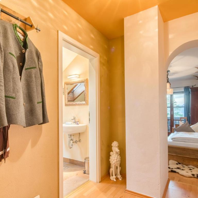 Zur Schönen Aussicht Hotel garni - Vierbettzimmer - 2