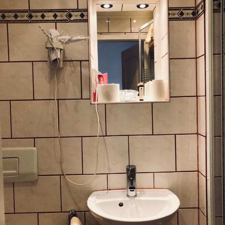 Hotel Mariahilf München - Quadruple Room - 10