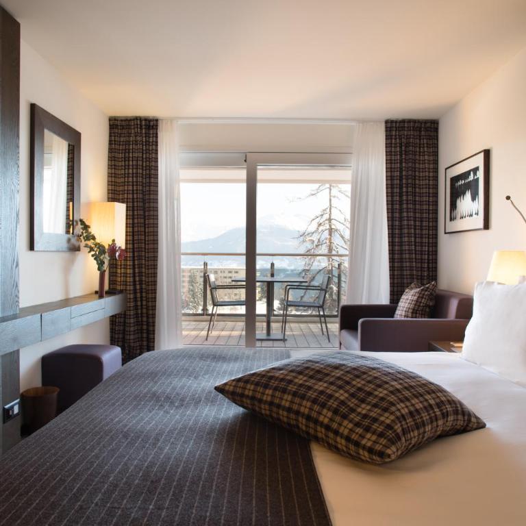 Crans Ambassador - Chambre Double Deluxe - Vue sur Montagne - 2