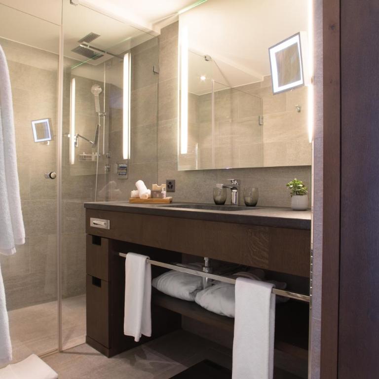 Crans Ambassador - Suite - Vue sur Forêt - 2