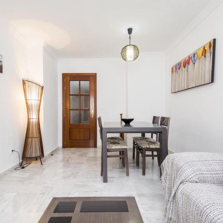 Apartamento Alaska 800 m de la Playa Parking Privado - Apartamento de 3 dormitorios - 8