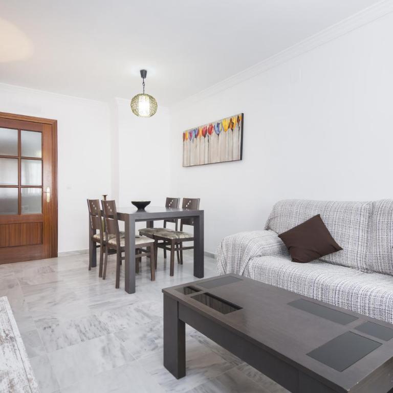 Apartamento Alaska 800 m de la Playa Parking Privado - Apartamento de 3 dormitorios - 7