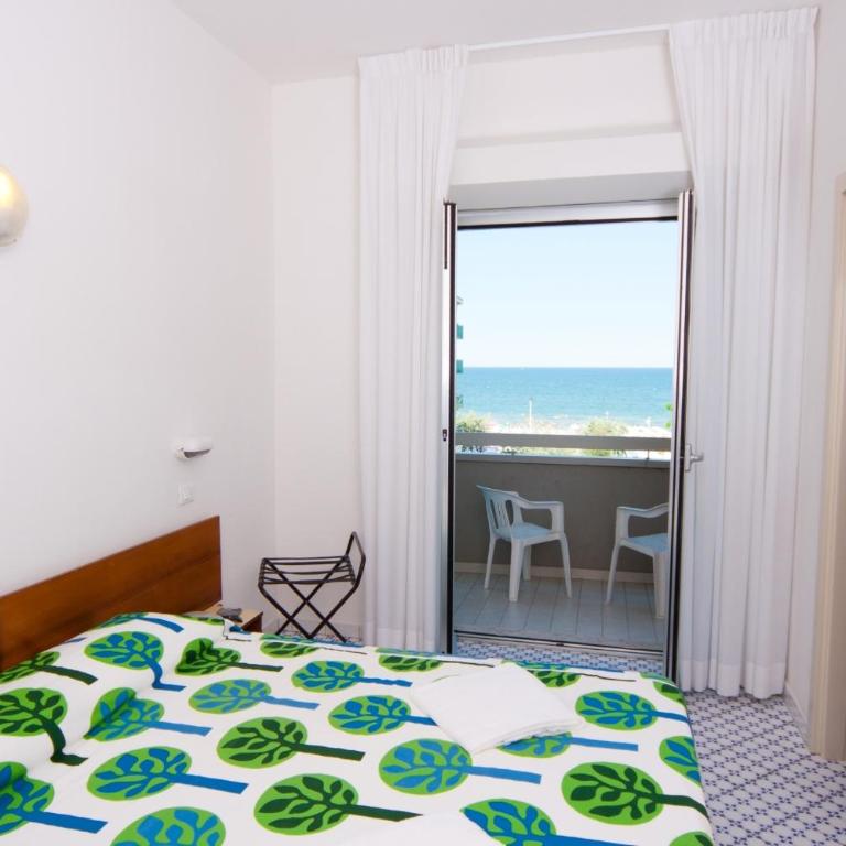Hotel Le Terrazze - Quadruple Room - 1