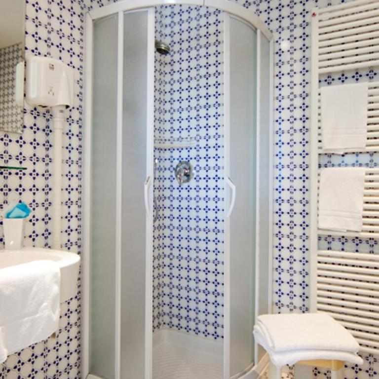 Hotel Le Terrazze - Quadruple Room - 4