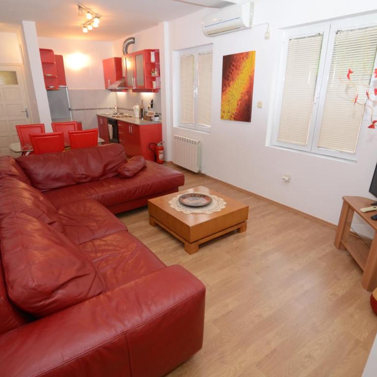 Maritimo Apartments - One-Bedroom Apartment - 23