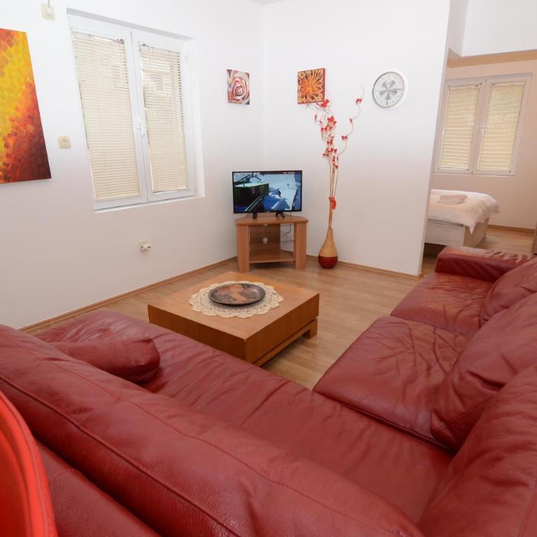 Maritimo Apartments - One-Bedroom Apartment - 26