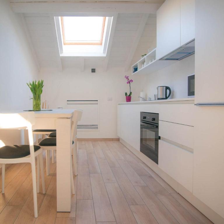 Comonfive Apartments - Loft - 11
