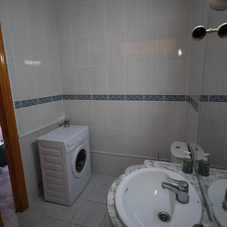Cozy apartment with first line seaview in perfect location, near the Marina - Apartamento con vistas al mar - 10