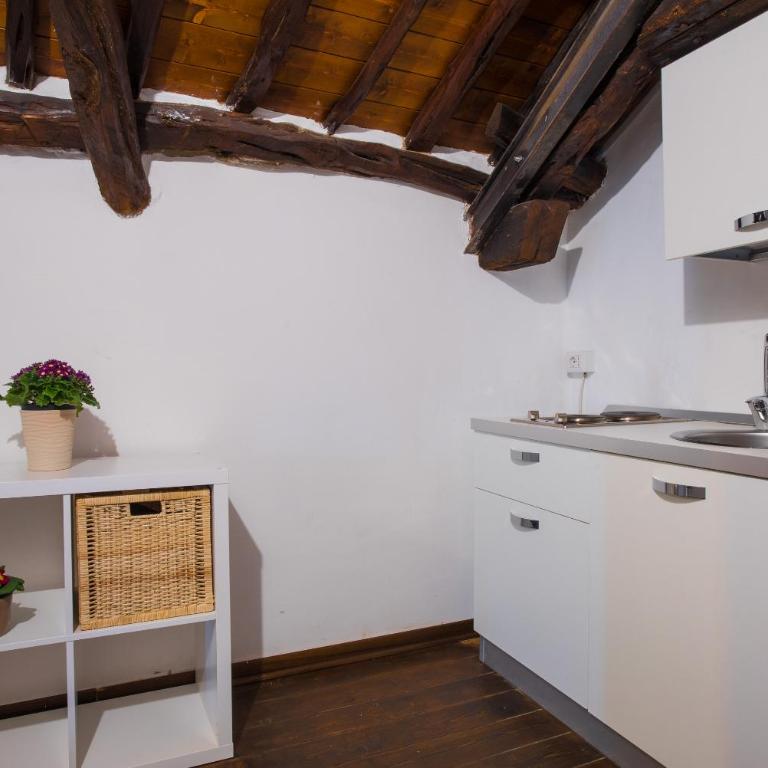 Residenze al Castello Apartments - Studio - Attic with Terrace - Cavaliere - 2