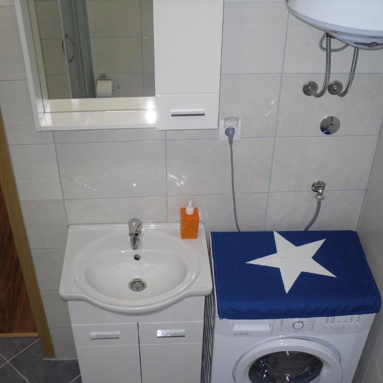 Apartment Biser - One-Bedroom Apartment - 24