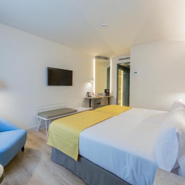 Catalonia Granada - Double Room - 4
