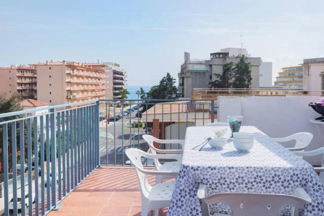 APARTAMENTOS AQUARIUM 42 BIG TERRACE 50 m2 - Apartamento - 1