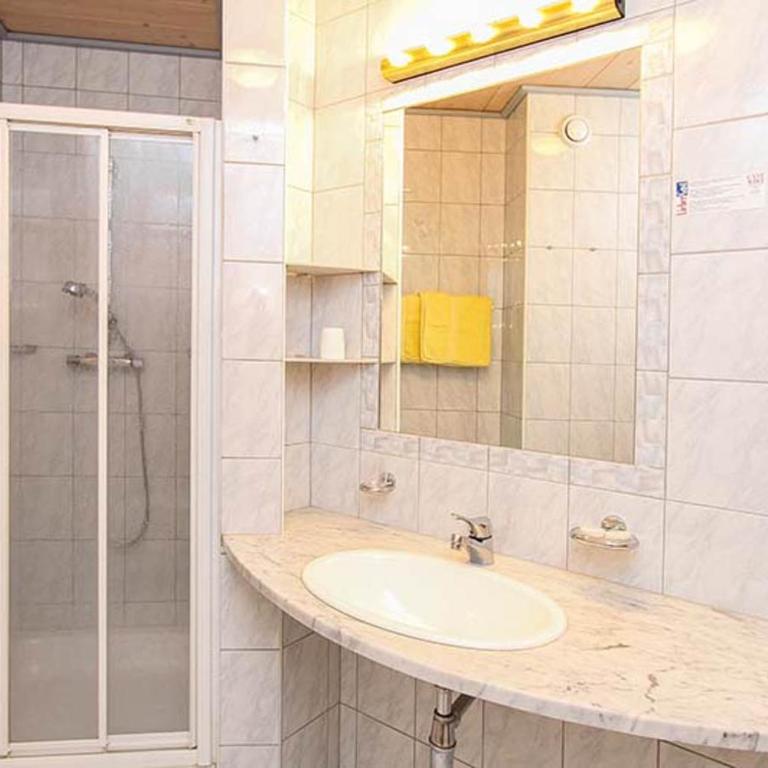 Gasthof Bad Hochmoos - Comfort Double Room - 7