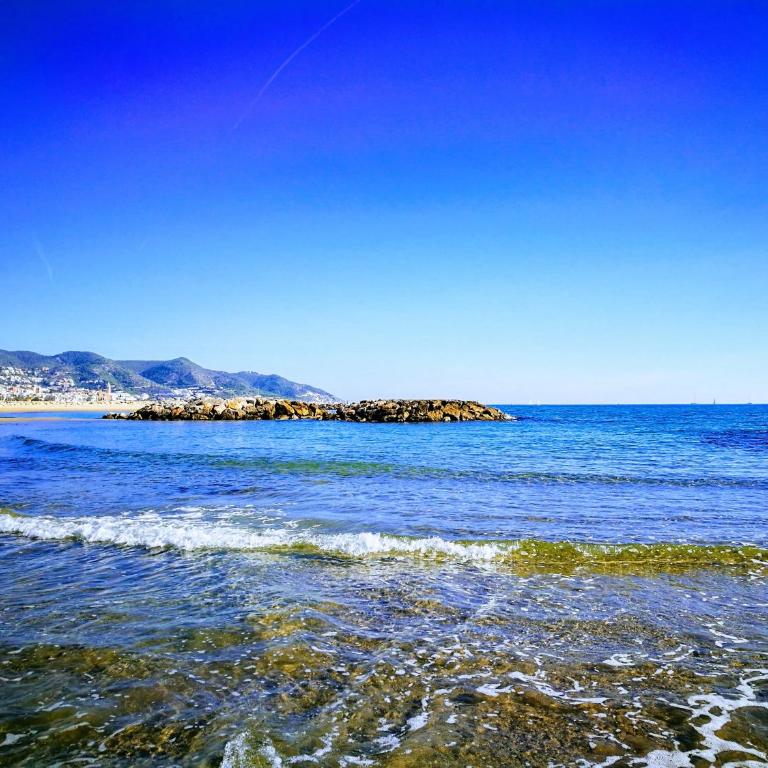 Pure Pool Sensation Apartment Sitges - Apartment with Pool View - 26