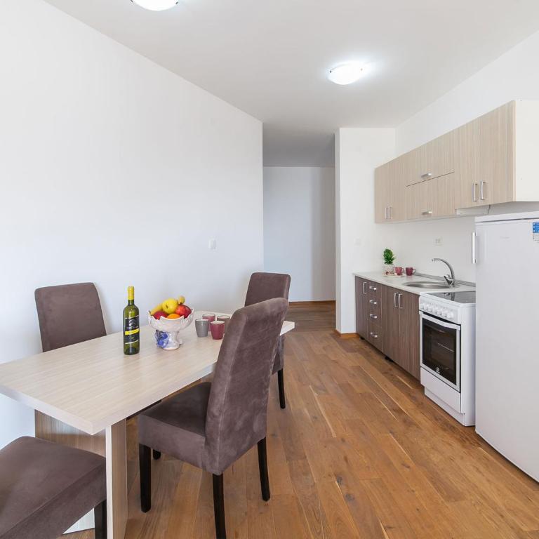 Apartments Bel&Rus Hestia - Apartman sa 3 Spavaće Sobe - 2