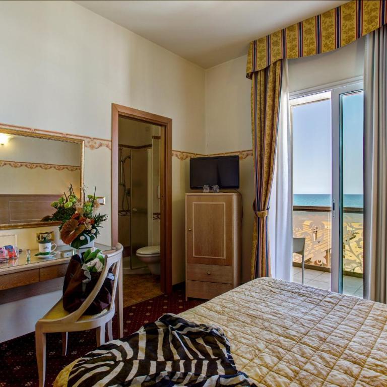 Hotel Byron - Camera Matrimoniale/Doppia con Letti Singoli con Vista Mare - 2