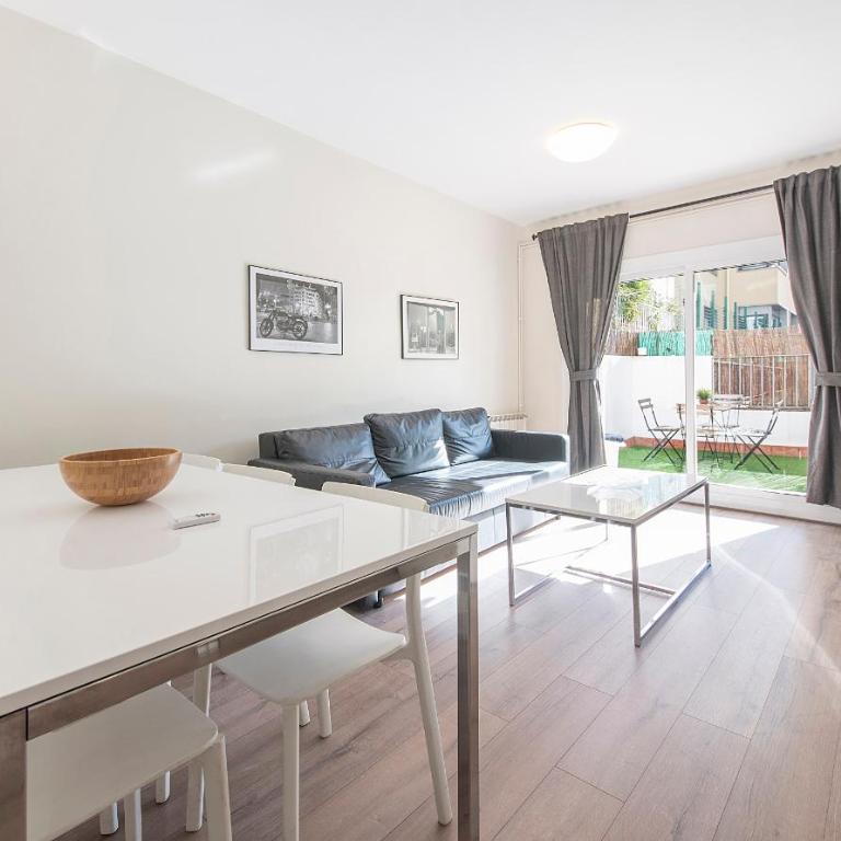 You Stylish El Born Apartments - Four-Bedroom Apartment with Terrace- Carrer Consell de Cent - 7