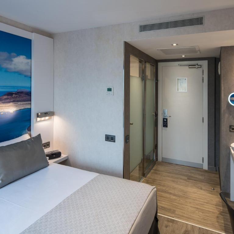 Catalonia Gran Via BCN - Double Room with Terrace - 5