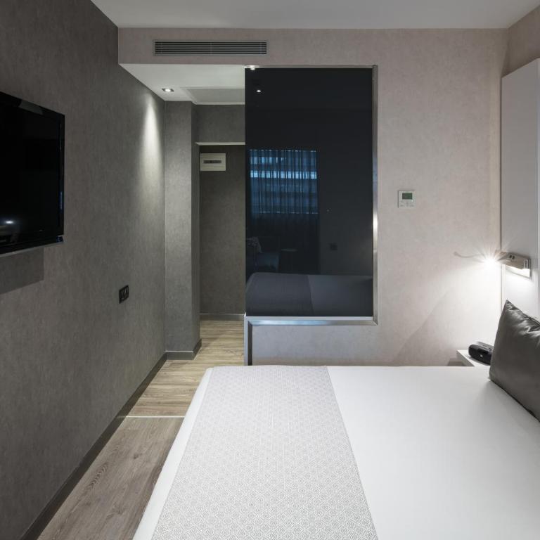Catalonia Gran Via BCN - Junior Suite - 2