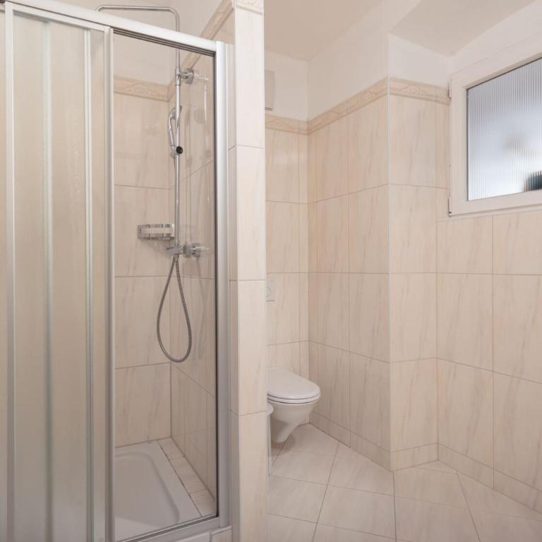 Boutique Hotel Goldenes Lamm Villach - Premium Doppelzimmer - 14