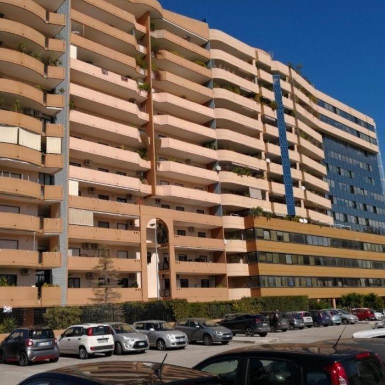 Bari Suite Apartment Leader Palace - Free Parking ! - Appartamento con 2 Camere da Letto - 5