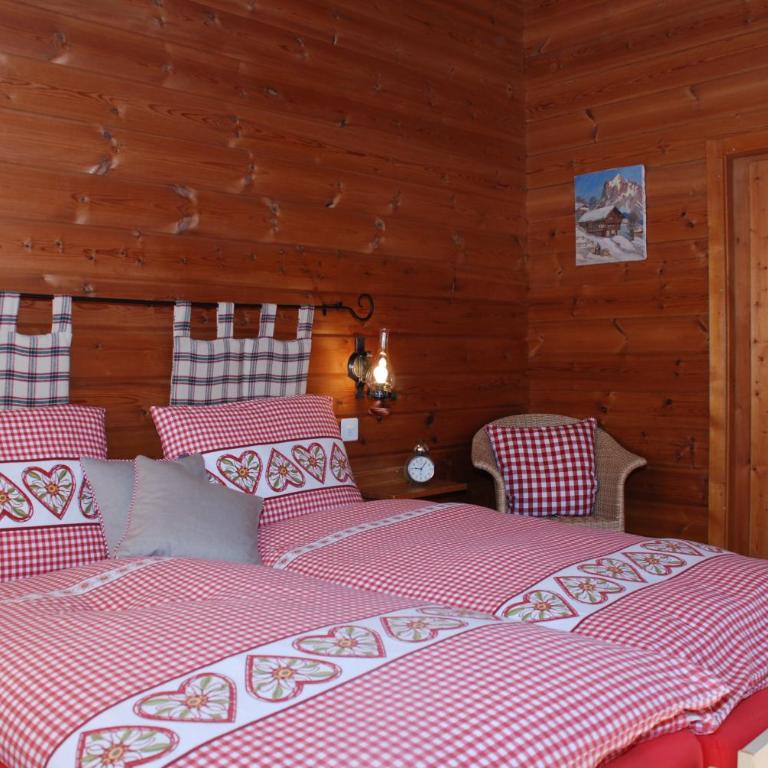 Salzano Basic Rooms Interlaken - Double Room - 4