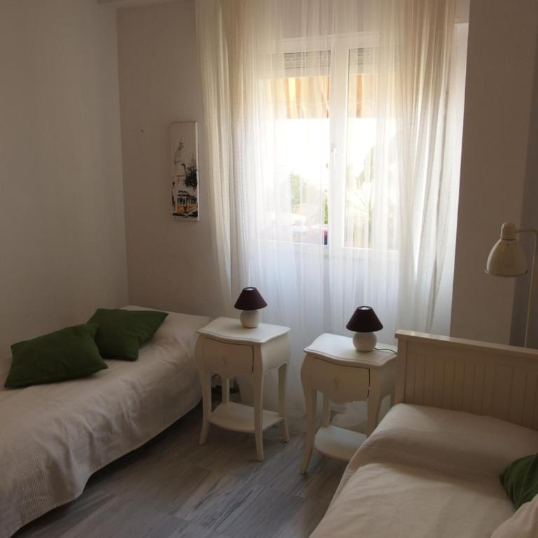 Apartamento Con Patio Cerca Mezquita - Apartamento - 25