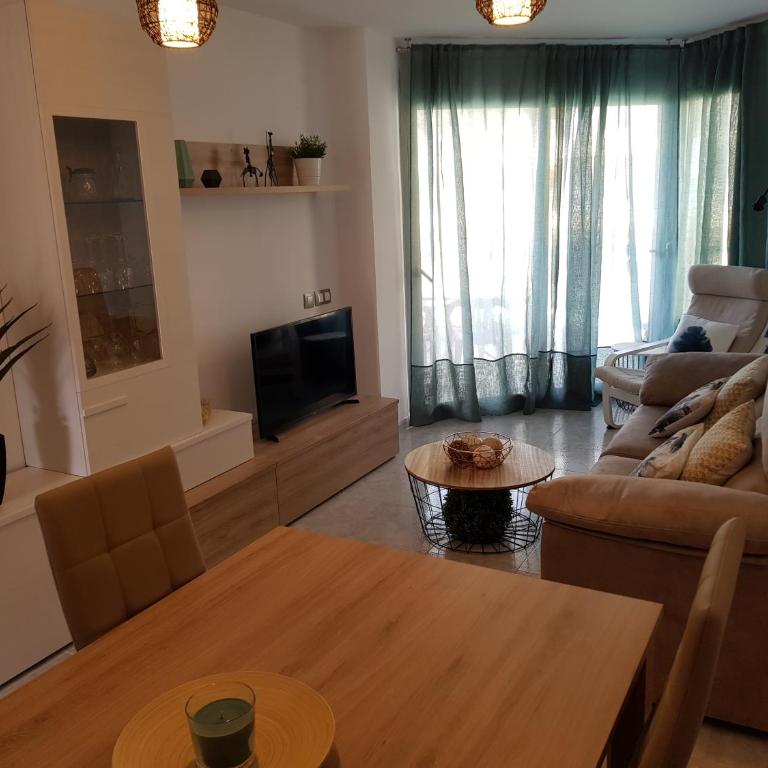 Apartamento Sol de España - Two-Bedroom Apartment - 11