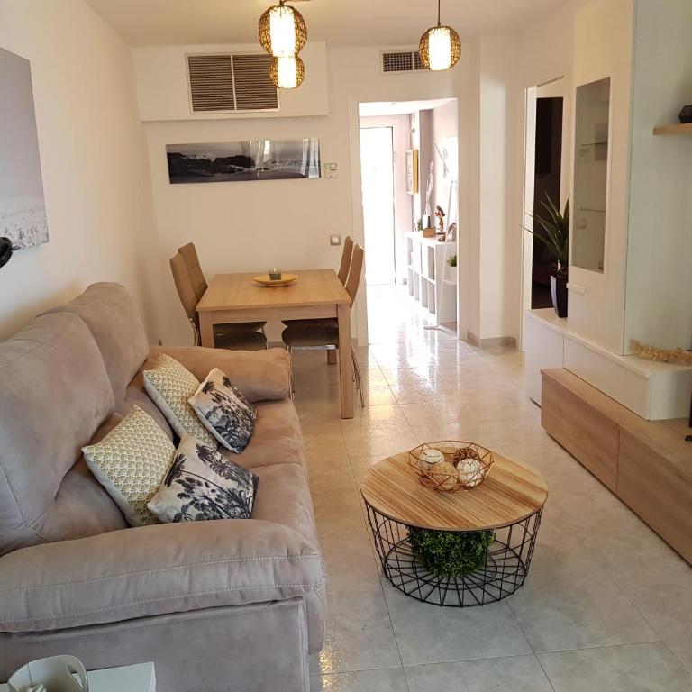 Apartamento Sol de España - Two-Bedroom Apartment - 9