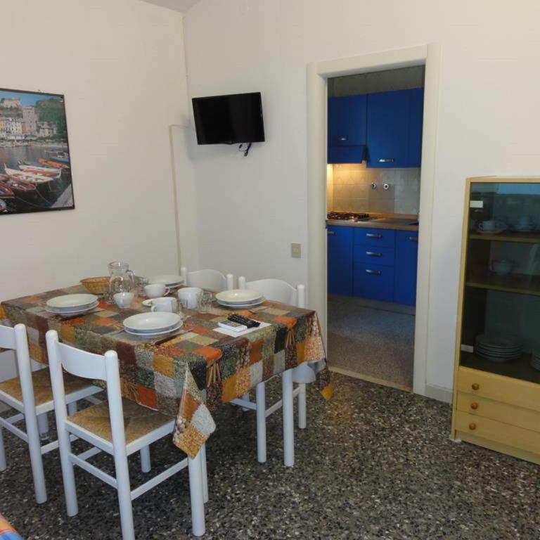 Villa Bianca - Appartamento con 2 Camere da Letto - 8