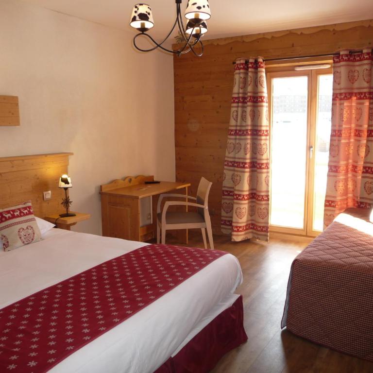 Chalet-Hôtel Le Beausoleil, The Originals Relais - Chambre Triple - 6