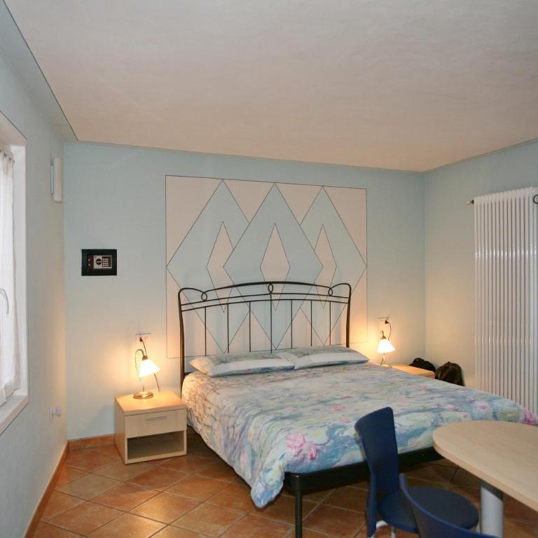 B&B 21 - Doppelzimmer mit eigenem Bad - 6